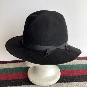 Vintage Effanem Black 100% wool crusher hat size 7 1/4
